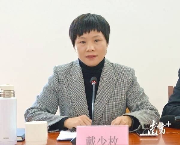 戴少枚強調(diào)，要提高食品安全工作水平，保障人民群眾“舌尖”上的安全。張曉欣 攝