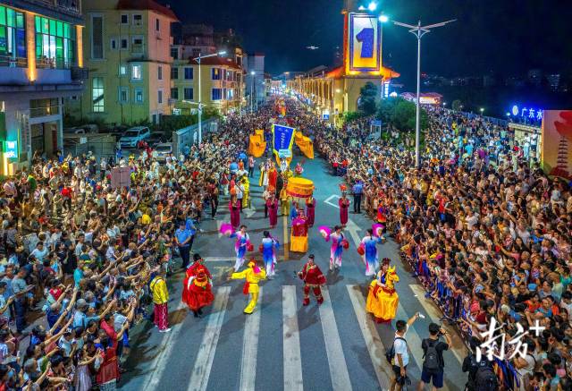 “到連州過周末 到連州吃宵夜”成為旅游品牌。丘貴星 攝